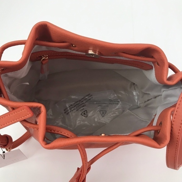 New! Lauren Conrad Faux Leather Hobo Bucket Burnt Orange Rust Crossbody Bag - Picture 6 of 10